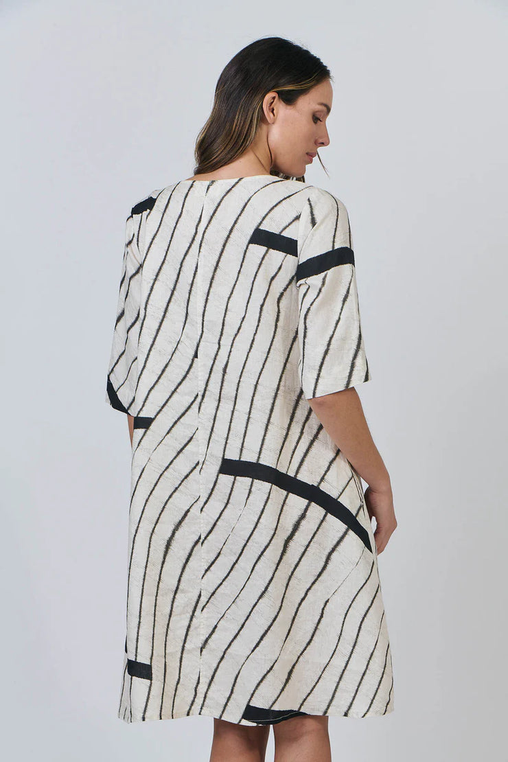 Noto Dress - Natural/Black